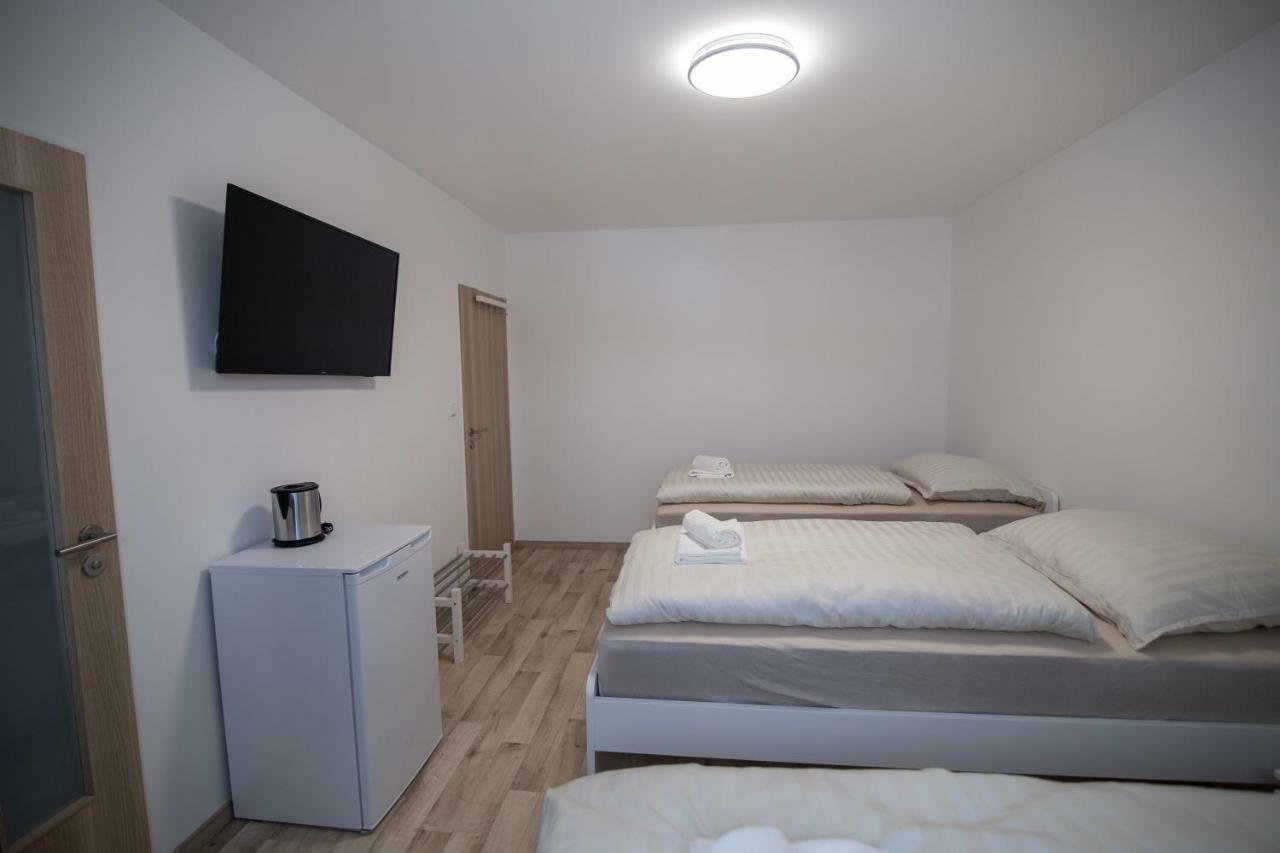 Apartment Simona Hostka  Extérieur photo