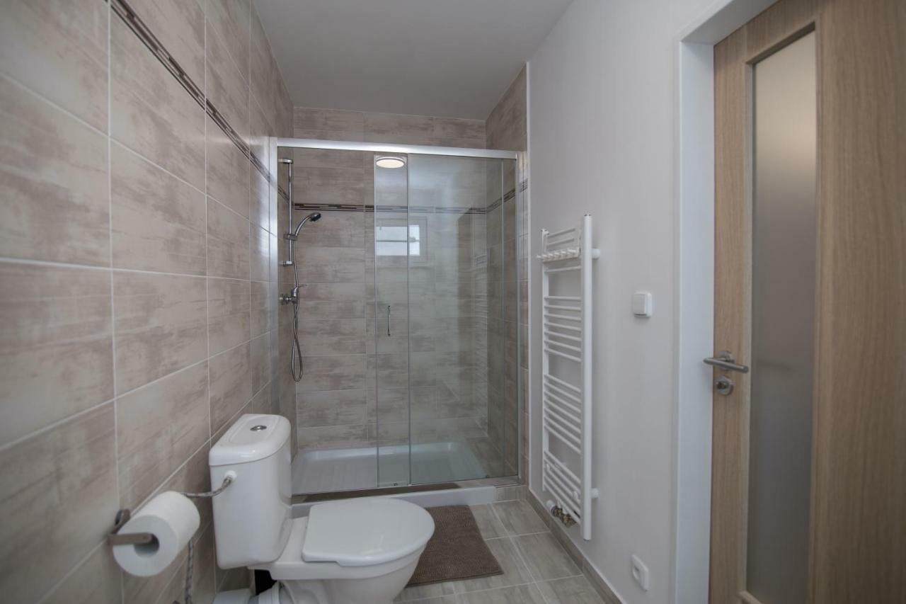 Apartment Simona Hostka  Extérieur photo